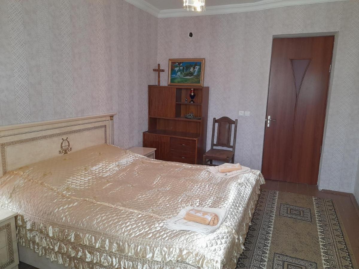 Hotel Udabno Naili Zewnętrze zdjęcie
