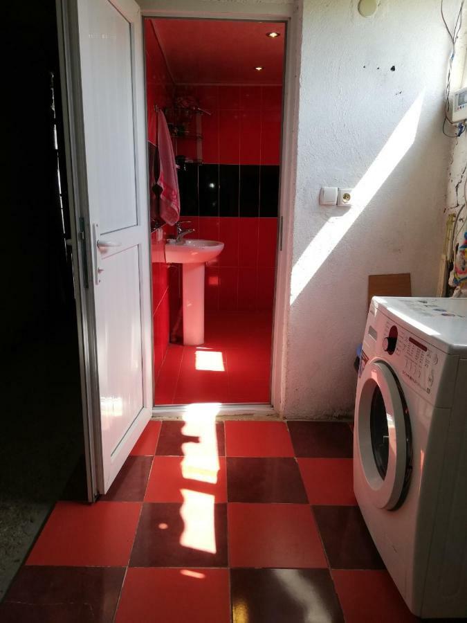 Hotel Udabno Naili Zewnętrze zdjęcie